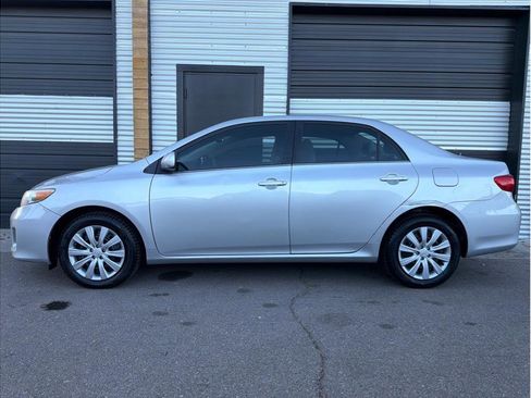 Used 2013 Toyota Corolla LE Special Edition image 7