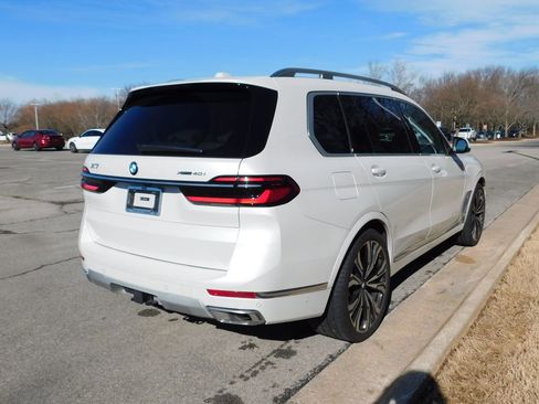 Used 2025 BMW X7 xDrive40i w/ Executive Package image 11