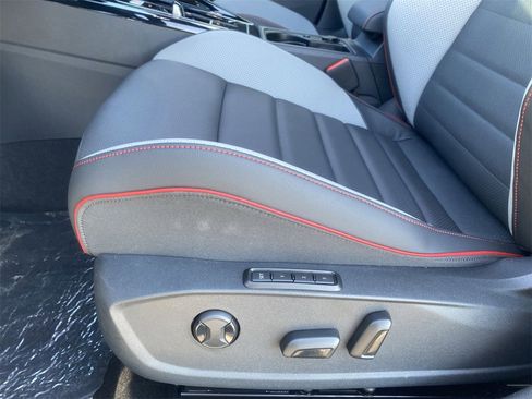 New 2025 Volkswagen GTI SE image 16