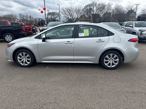 New 2026 Toyota Corolla LE image 4