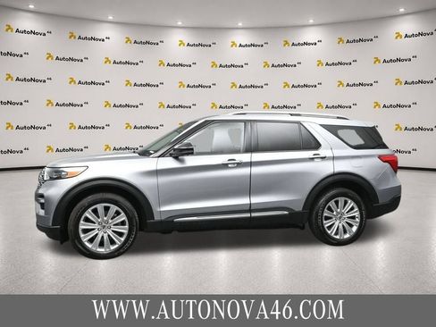Used 2020 Ford Explorer Limited w/ Hybrid Equipment Group 310A AWD/4WD image 3