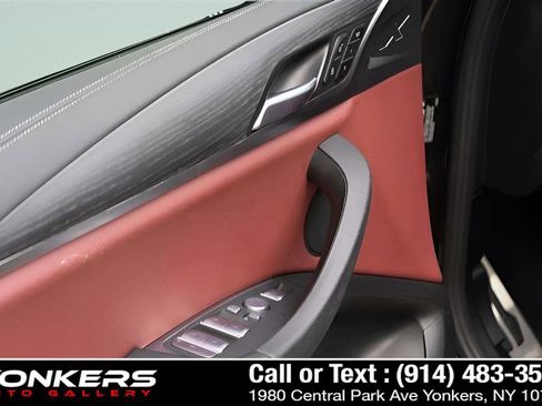 Used 2022 BMW X4 M40i w/ Premium Package image 40