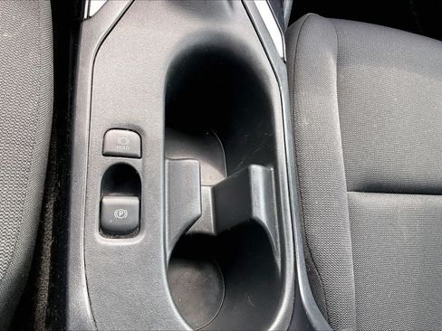 Certified 2024 Toyota Corolla LE FWD image 33
