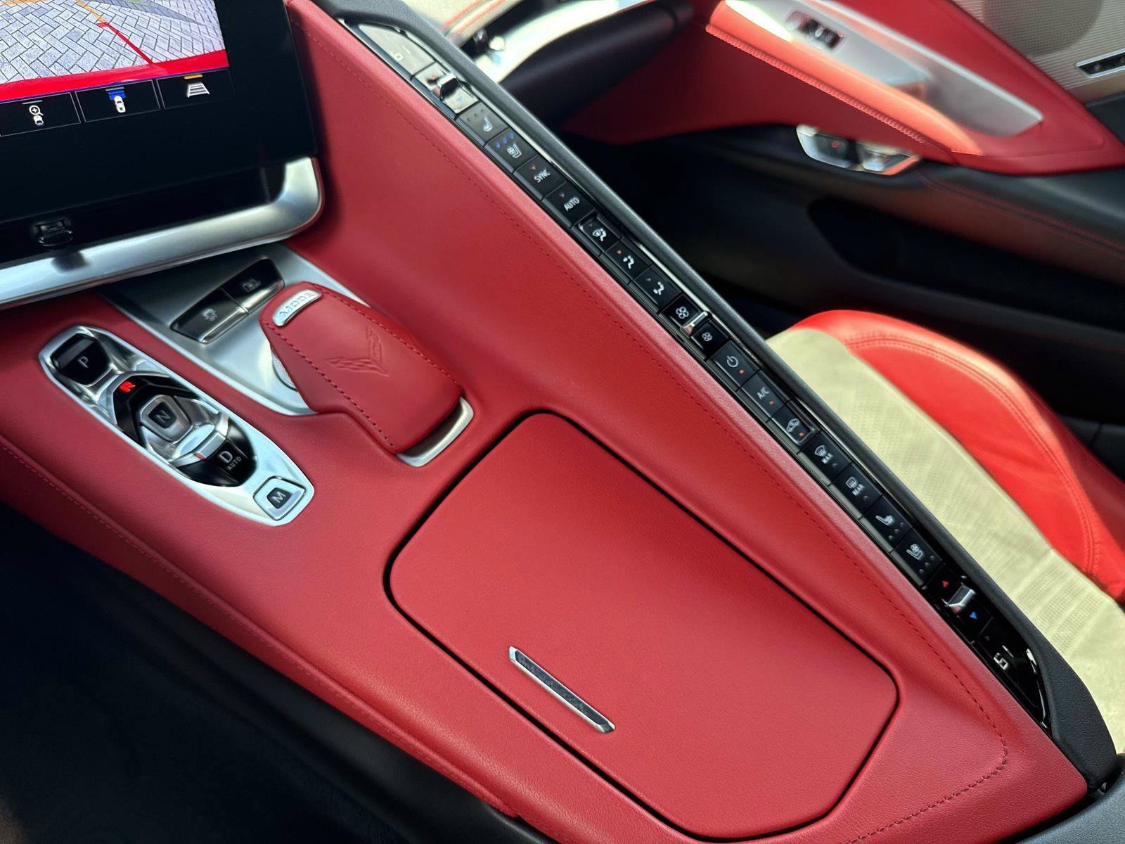 Used 2022 Chevrolet Corvette Stingray Preferred Conv w/ Z51 Performance Package RWD image 28