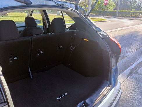 Used 2023 Nissan Kicks S image 45