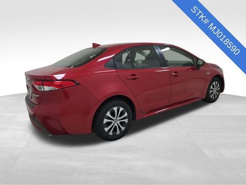 Used 2021 Toyota Corolla LE w/ Carpet Mat Package (TMS) image 3