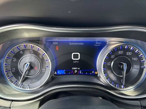 Used 2021 Chrysler 300 S w/ S Model Appearance Package RWD image 29