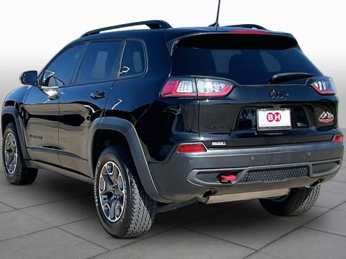 Used 2023 Jeep Cherokee Trailhawk w/ Premium Leather Package AWD/4WD image 12