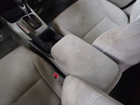 Used 2012 Honda Civic LX image 23