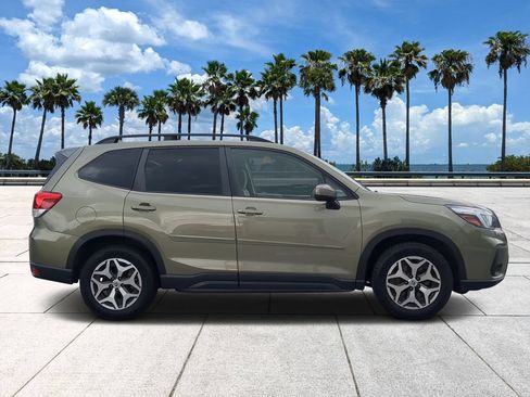 Used 2021 Subaru Forester Premium w/ Popular Package #1 AWD/4WD image 3