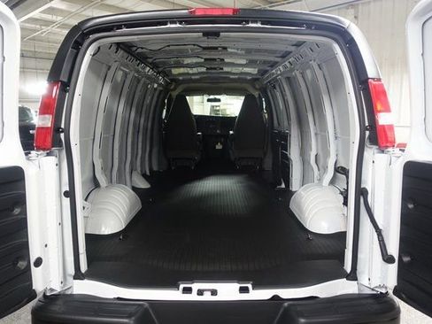 New 2025 Chevrolet Express 3500 Extended w/ Driver Convenience Package image 15