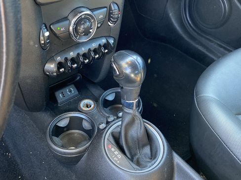 Used 2014 MINI Cooper Convertible image 21