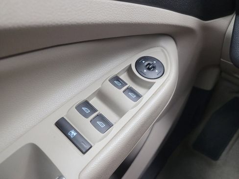 Used 2015 Ford Escape SE w/ Equipment Group 201A AWD/4WD image 27