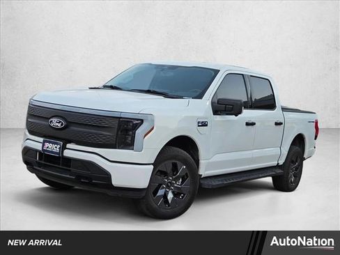 Used 2024 Ford F150 Lightning XLT image 1