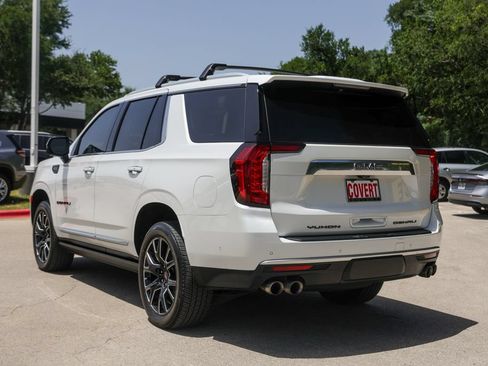 Used 2023 GMC Yukon Denali w/ Denali Reserve Package AWD/4WD image 6