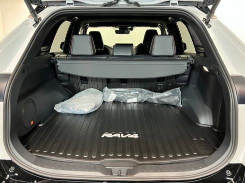 Certified 2025 Toyota RAV4 XSE image 22