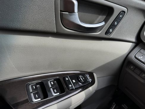 Used 2016 Kia Optima EX w/ Premium Package image 19