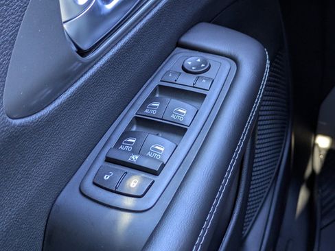 New 2026 Chrysler Pacifica Select w/ S Appearance Package image 27