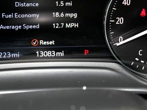 Used 2023 Buick Envision Essence image 28