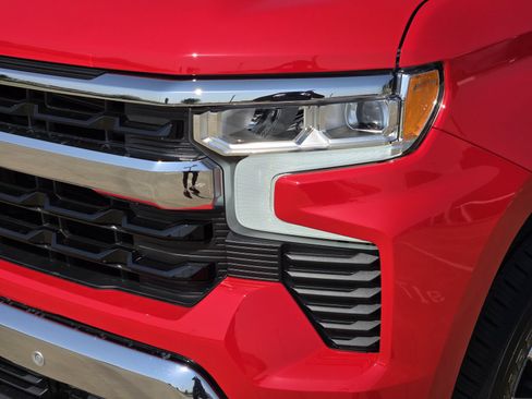 New 2026 Chevrolet Silverado 1500 LT w/ Texas Edition Plus AWD/4WD image 9