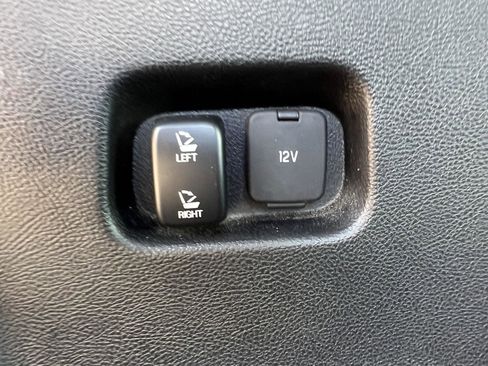 Used 2023 Ford Edge SEL image 41