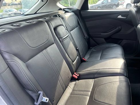 Used 2012 Ford Focus Titanium FWD image 34