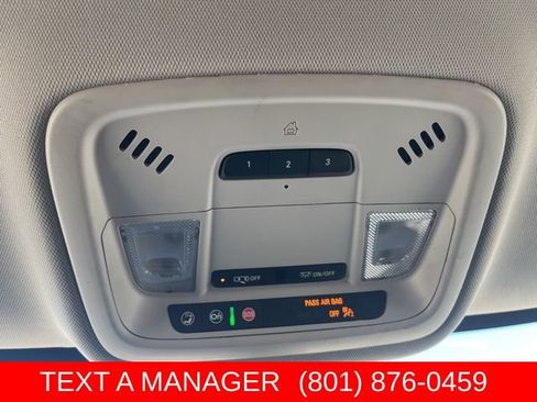 Used 2021 Chevrolet Traverse LT AWD/4WD image 31