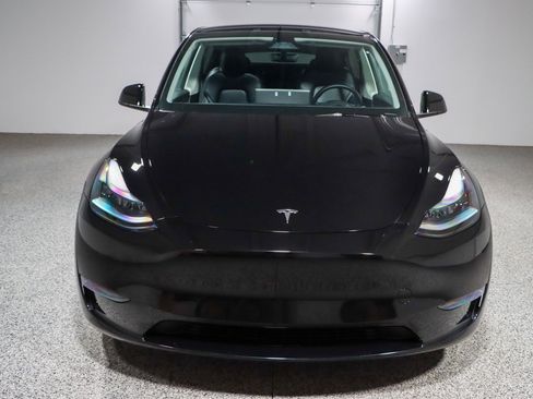 Used 2025 Tesla Model Y Long Range image 4