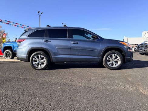 Used 2014 Toyota Highlander XLE image 41