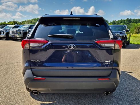 Used 2025 Toyota RAV4 XLE AWD/4WD image 4
