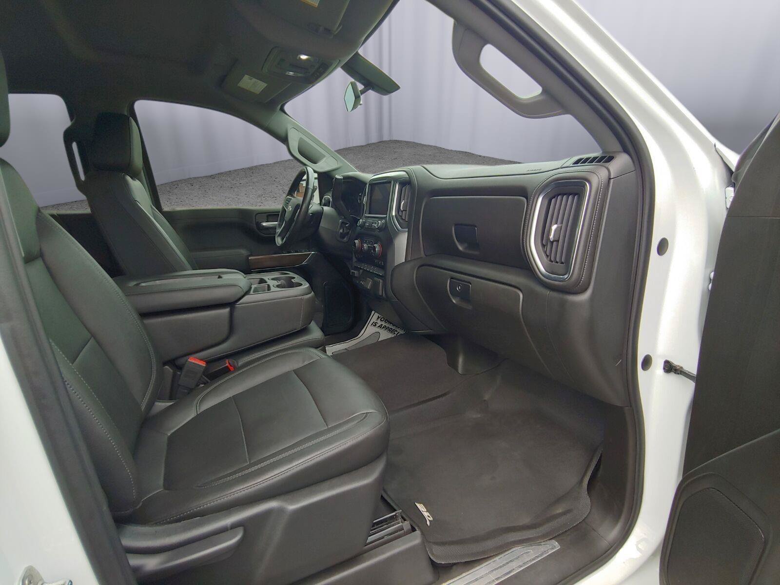 Used 2019 Chevrolet Silverado 1500 LT w/ True North Edition AWD/4WD image 23