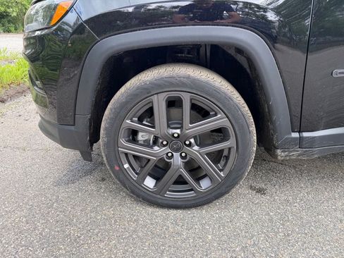 New 2026 Jeep Compass Limited AWD/4WD image 24