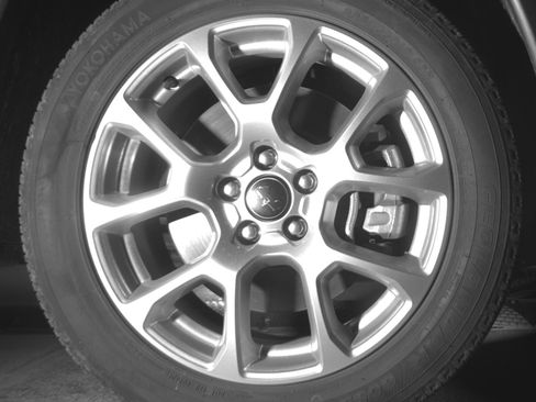 Used 2025 Jeep Compass Limited image 13