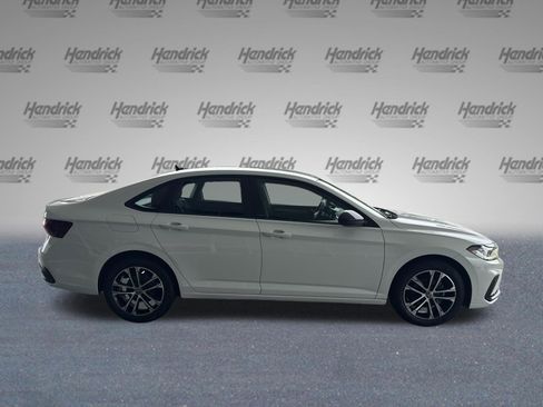 Used 2025 Volkswagen Jetta Sport FWD image 10