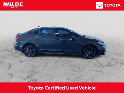 Certified 2025 Toyota Corolla SE image 2