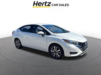 Used 2025 Nissan Versa SV video 1