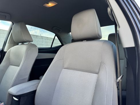 Used 2016 Toyota Corolla LE image 13