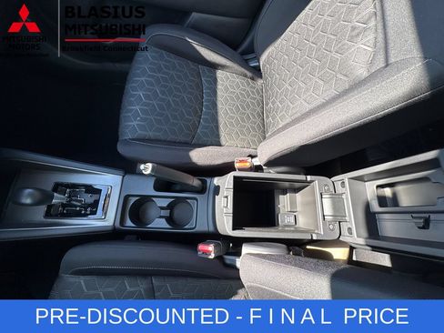 Used 2025 Mitsubishi Outlander Sport ES AWD/4WD image 26