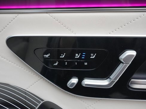 Used 2023 Mercedes-Benz S 580 4MATIC Sedan w/ 3D Technology Package image 47