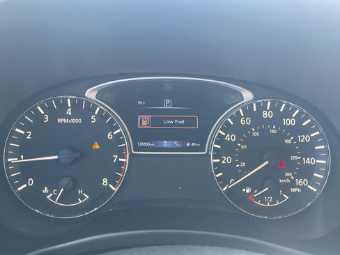 Used 2019 Nissan Pathfinder SV FWD image 54