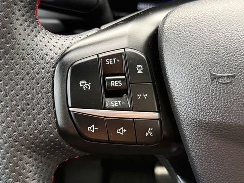 Certified 2024 Ford Escape ST-Line w/ Tech Pack #1 AWD/4WD image 23