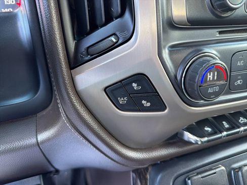 Used 2015 GMC Sierra 3500 Denali w/ Duramax Plus Package image 32