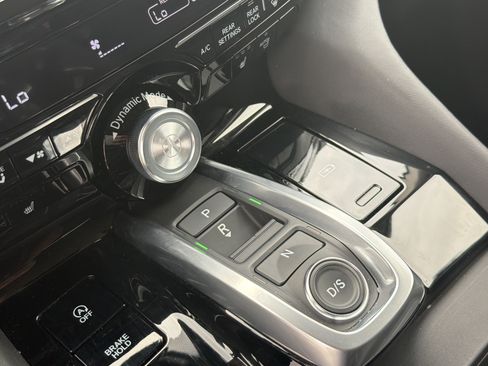 Certified 2025 Acura MDX FWD w/ Technology Package image 25
