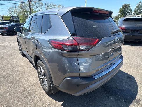 Used 2021 Nissan Rogue SV AWD/4WD image 7
