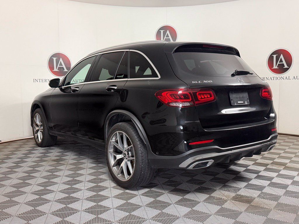 Used 2022 Mercedes-Benz GLC 300 4MATIC image 6