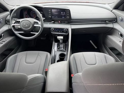 Certified 2023 Hyundai Elantra SEL FWD image 15