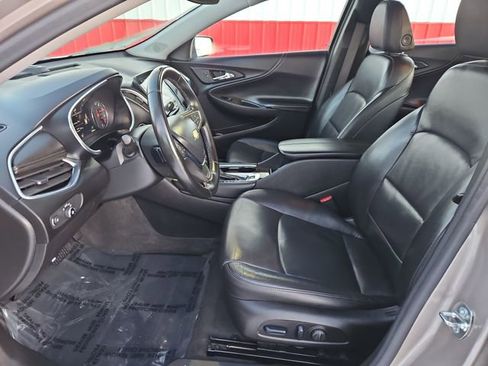 Used 2024 Chevrolet Malibu LT image 21