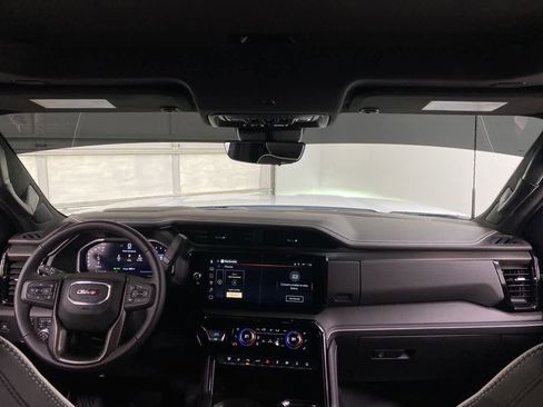 Used 2026 GMC Sierra 2500 AT4X w/ AT4X AEV Edition image 11