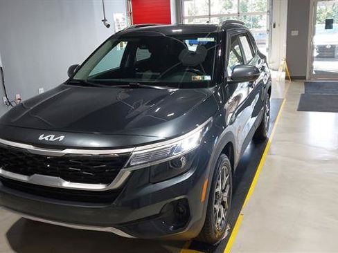 Used 2022 Kia Seltos EX AWD/4WD image 18