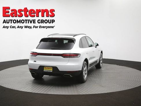 Used 2021 Porsche Macan AWD/4WD image 46